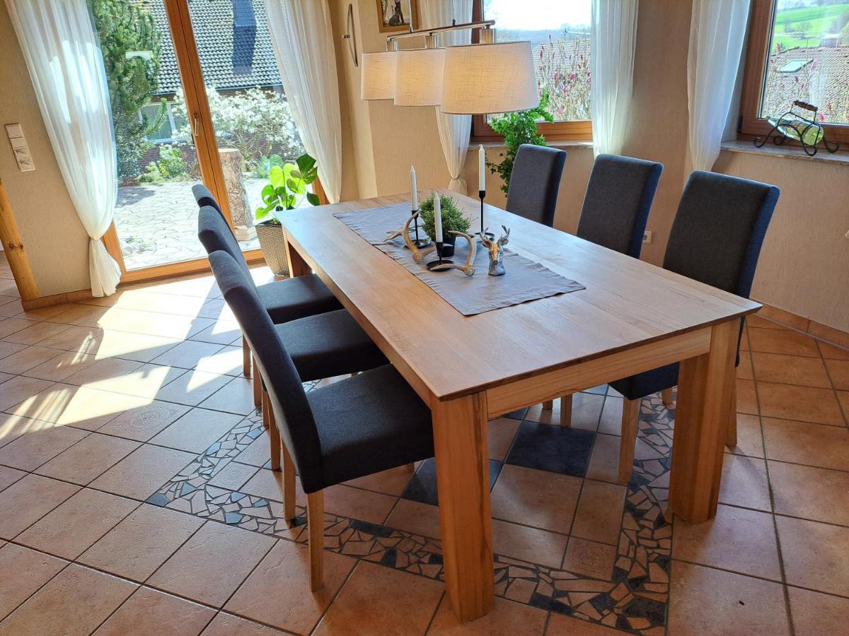Steewer Landhaus Gemuetliche Ferienwohnung Bis 6 Pers In Ruhiger Ortsrandlage Stebach Eksteriør bilde